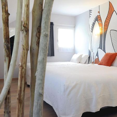 Logis Hotel L'Ayguelade Bielle Kültér fotó