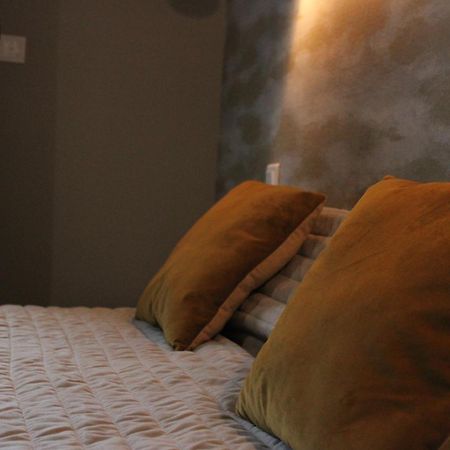 Logis Hotel L'Ayguelade Bielle Kültér fotó