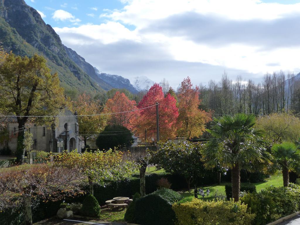 Logis Hotel L'Ayguelade Bielle Kültér fotó