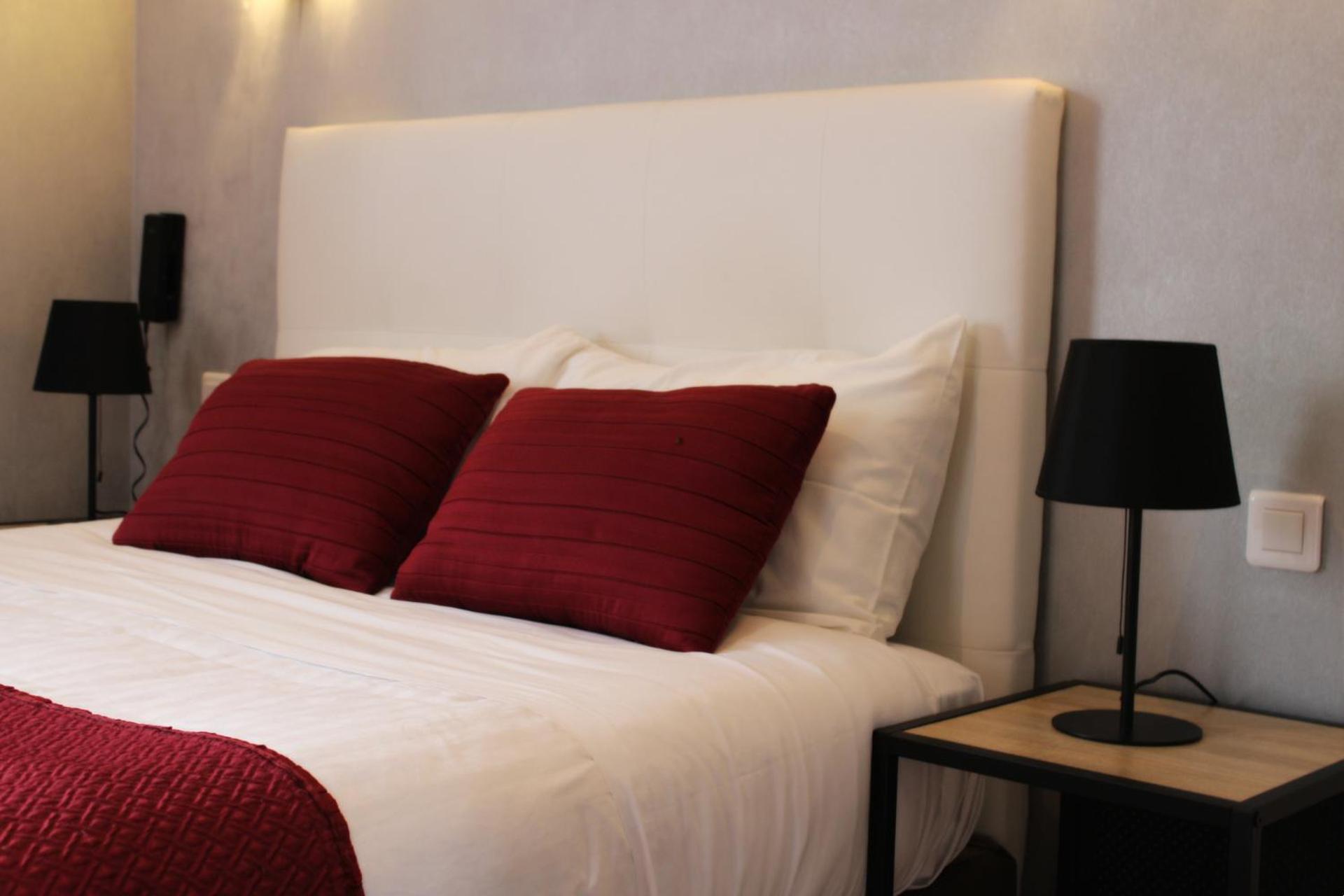 Logis Hotel L'Ayguelade Bielle Kültér fotó
